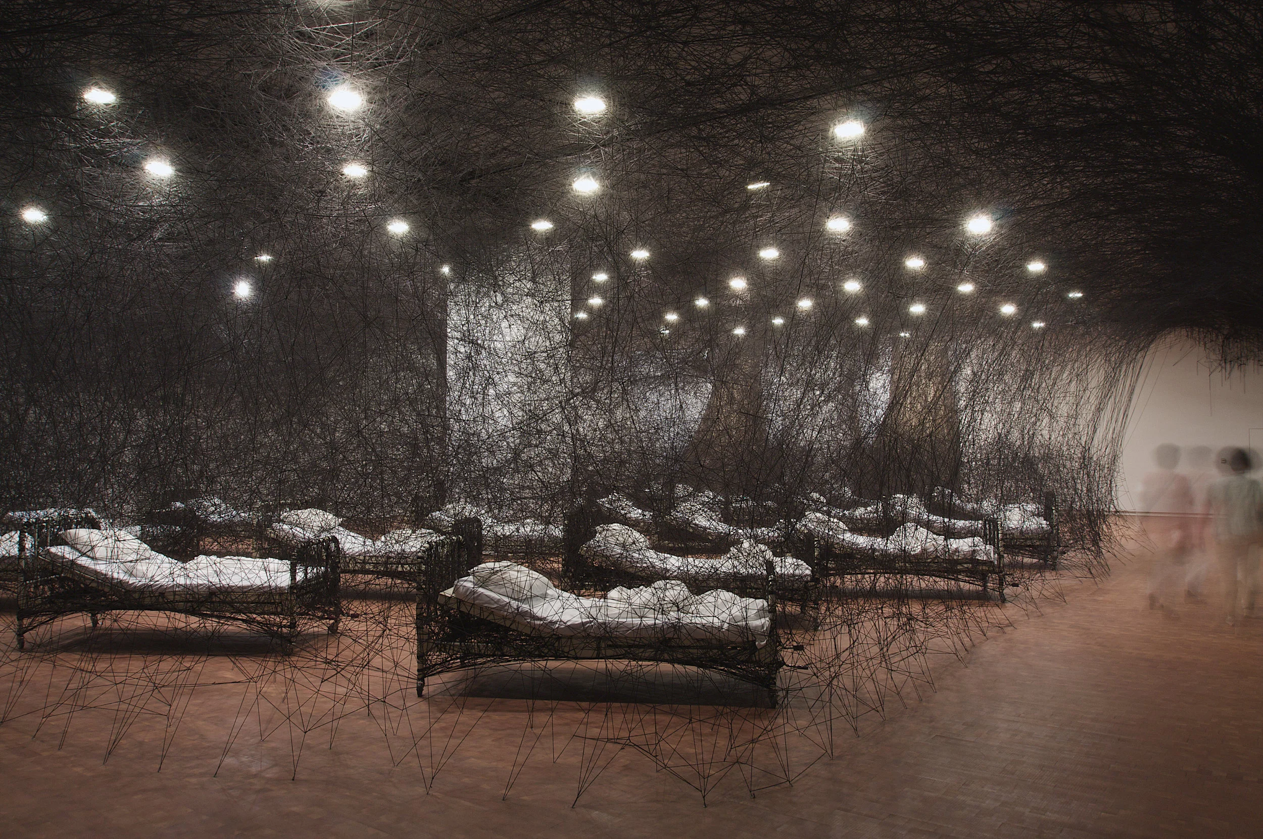 CHIHARU SHIOTA–塩田千春